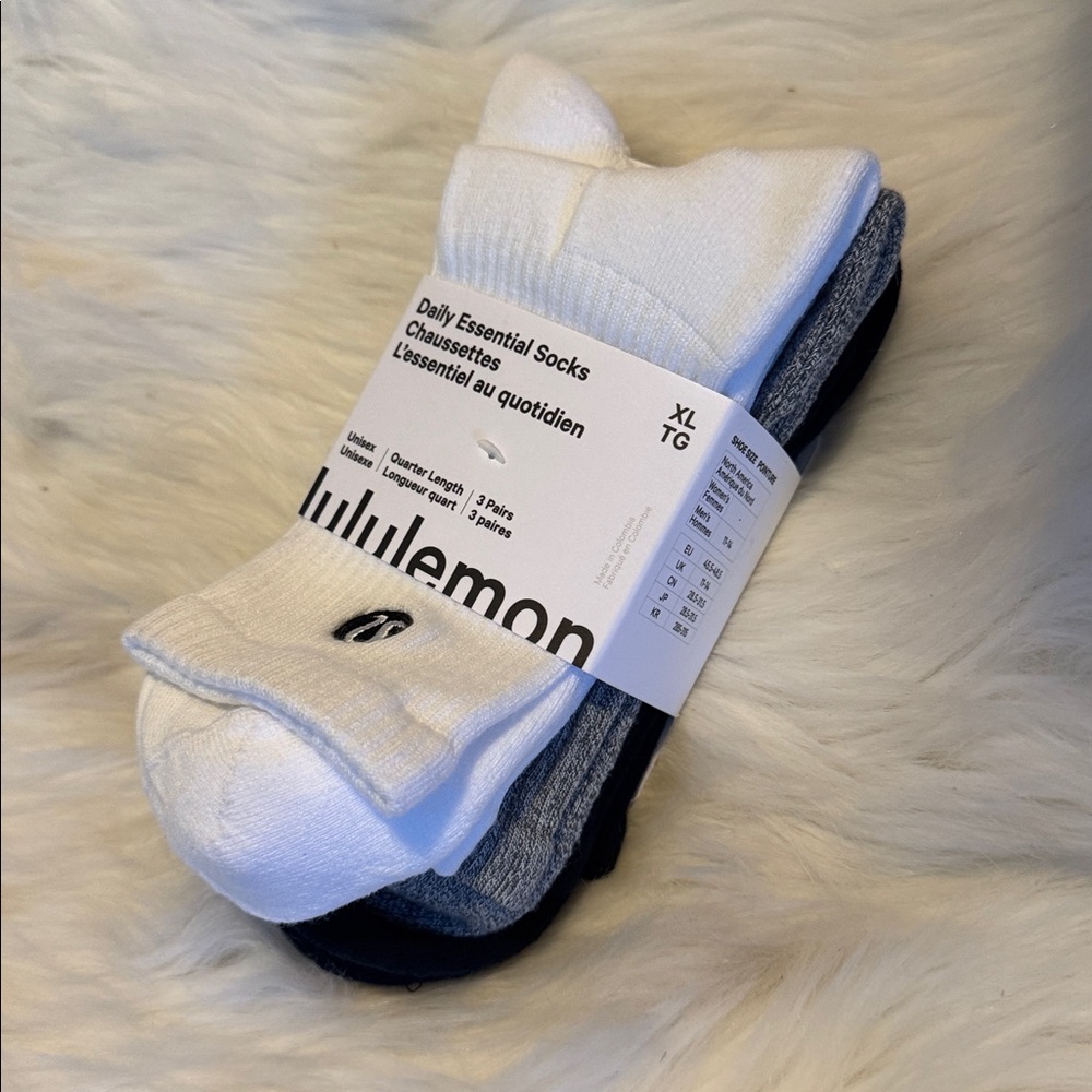 Lululemon Unisex Daily Essential Crew Socks sz Extra Large